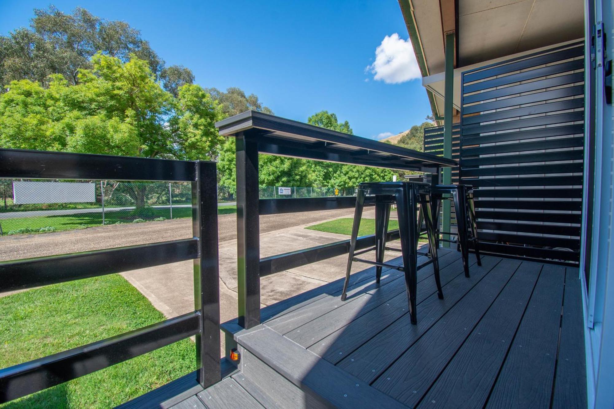 Gundagai Tourist Suites מראה חיצוני תמונה